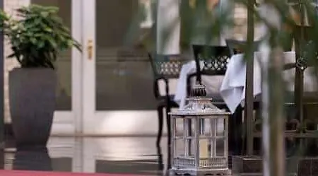 מלון Wyndham Garden Mitte 4*
