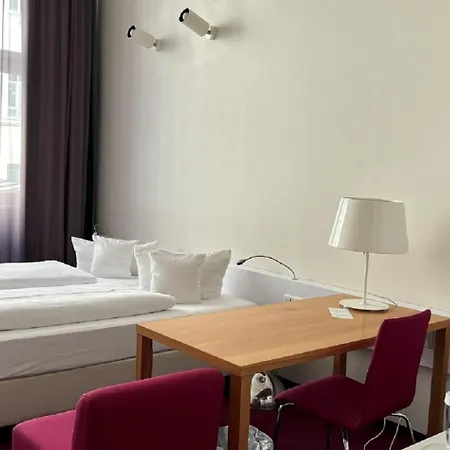 Wyndham Garden Mitte 4* ברלין