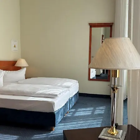 Wyndham Garden Mitte מלון