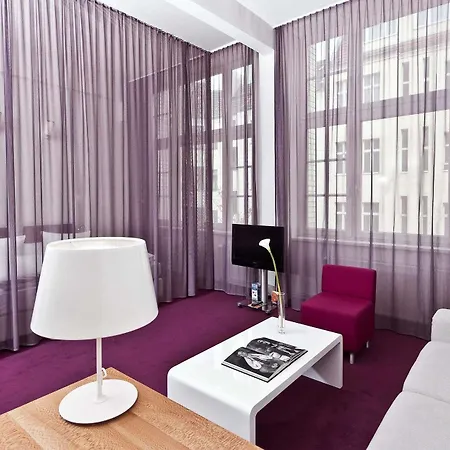 Wyndham Garden Mitte מלון