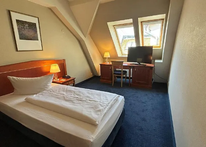 Wyndham Garden Mitte Hotell 4*