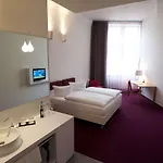 柏林米特温德姆花园酒店 柏林