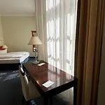 柏林米特温德姆花园酒店 酒店