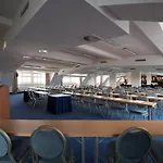 柏林米特温德姆花园酒店 酒店