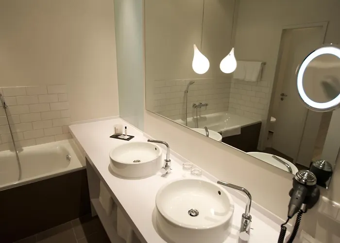 Hotell Wyndham Garden Mitte 4*