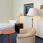 Wyndham Garden Mitte 4*