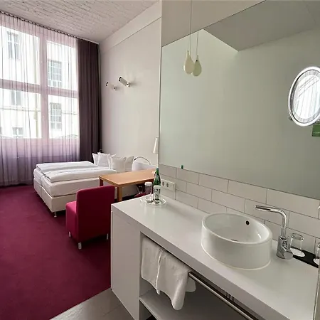 ホテル ウィンダム ガーデン ミッテ