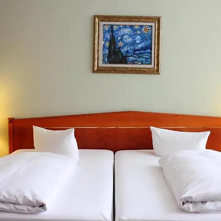 Ξενοδοχείο Wyndham Garden Mitte 4*